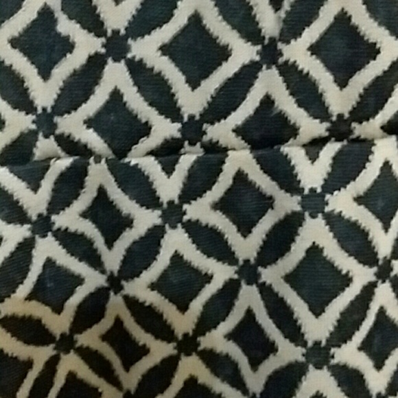 Patterned skirt - Picture 2 of 6